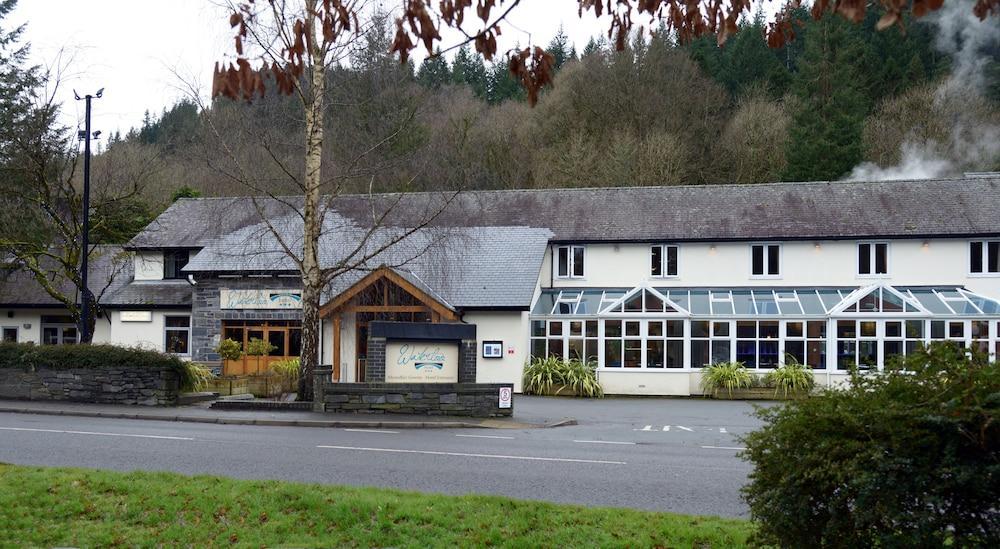 The Waterloo Hotel Betws-y-Coed Bagian luar foto